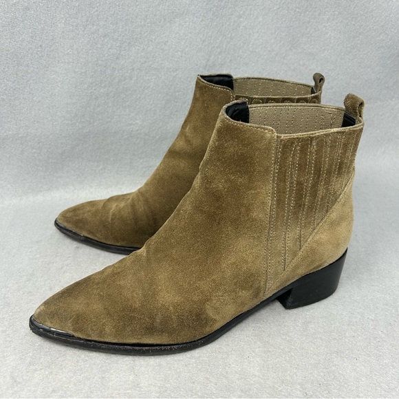 Marc Fisher Western Pointed Chelsea Ankle Booties Sz 5 Green Suede Cowgirl Boots - Picture 1 of 12